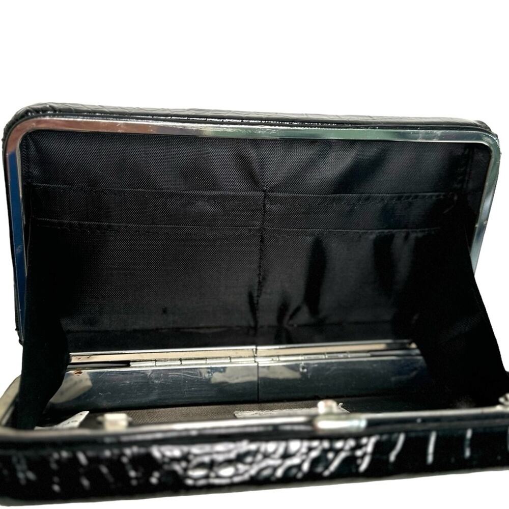 Under One Sky Vintage Clutch Black Snap Closure Clutch - Picture 3 of 9